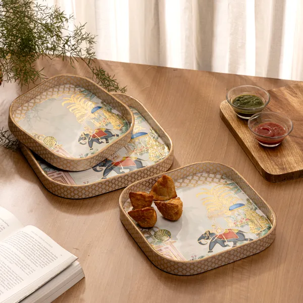 Set_of_3_Square_Curved_Wooden_Enamel_Coated_Serving_Trays_For_Home_&_Dining_Table_,_Multipurpose_Tray_Set