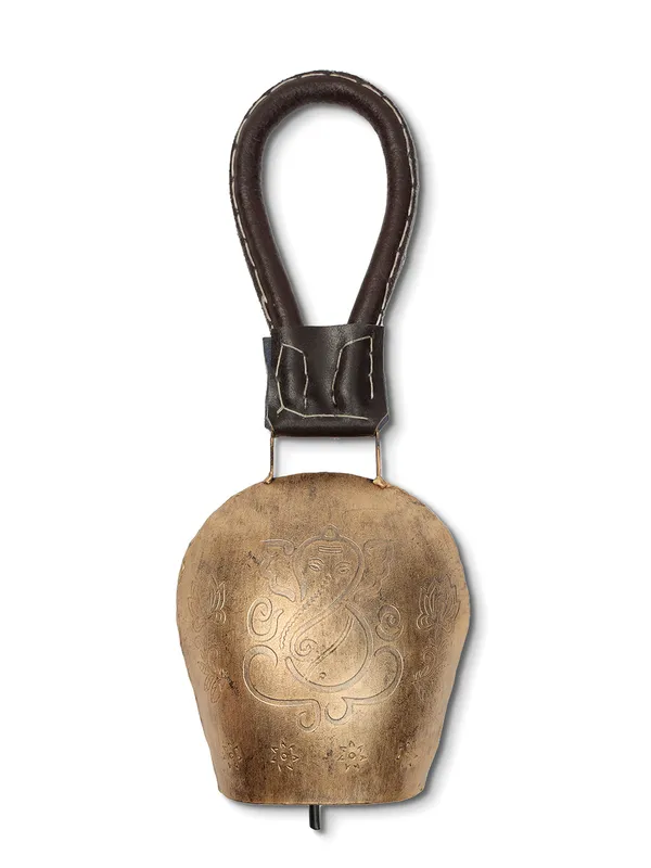 Metal_Wall_Hanging_Swiss_CowBell_with_Ganesha_Embossing