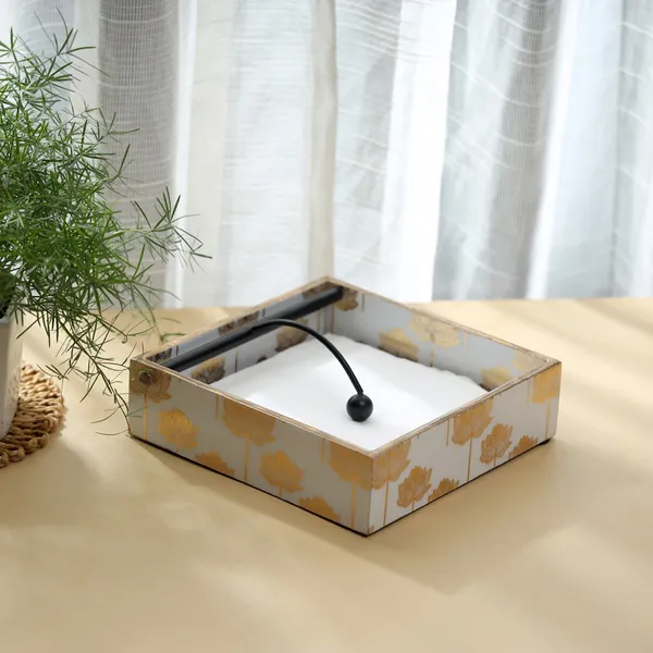 Enamel_Coated_Premium_Waterproof_Wooden_Tissues_and_Napkin__Holder_for_Home_Office_or_Dining_Table__(19x19_cm)