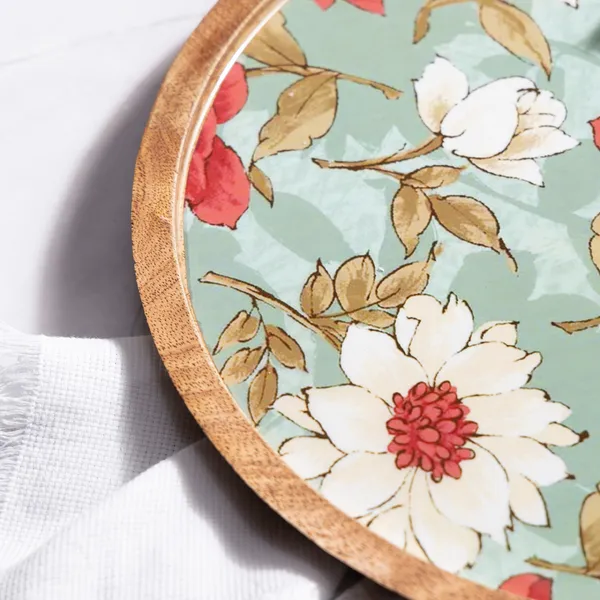 Red_&_Blue_Wooden_Enamel_Coated_Round_Serving_Platter_In_Mangowood_,_Snacks_Platter_For_Home_&_Dining_Table_,_Multipurpose_Tray_,_Serving_Tray_(_(25X25)Cm_)