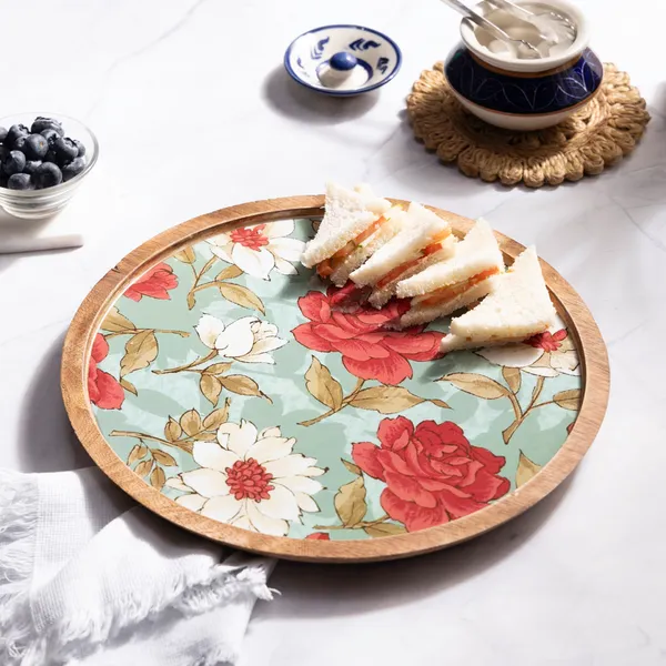 Red_&_Blue_Wooden_Enamel_Coated_Round_Serving_Platter_In_Mangowood_,_Snacks_Platter_For_Home_&_Dining_Table_,_Multipurpose_Tray_,_Serving_Tray_(_(25X25)Cm_)