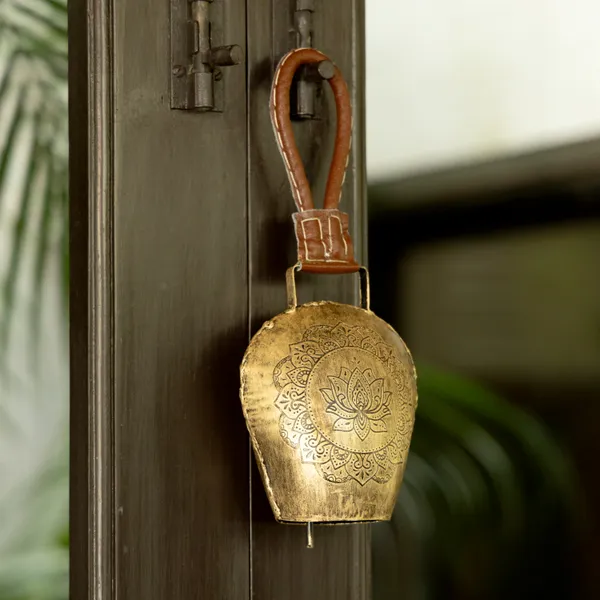 Metal_Wall_Hanging_Swiss_CowBell_with_Mandala_Lotus_Embossing