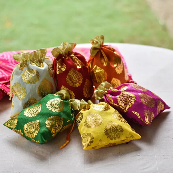 Pack_of_10_Multicolor_Gold_Foil_Potli_Bags_?_500_gms_Capacity_Ethnic_Drawstring_Gift_Pouches_for_Weddings,_Favors,_and_Jewelry_23x18_cm_(Assorted_Colors)