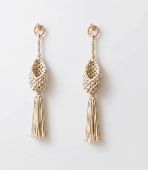 Pack_of_2_Decorative_Macrame_Cotton_Pocket_Wall_Hanging_for_Indoor_Boho_Plant_Holder_Set_18x2_Inches)