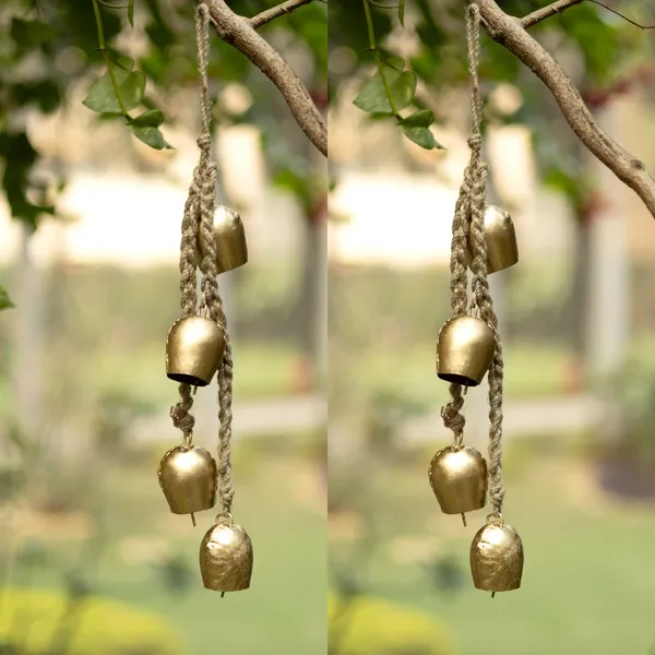 Metal_Wall_Hanging_Windchime_with_Cowbell_Design_Hanging_Bell_Latkan_(Pack_of_2)