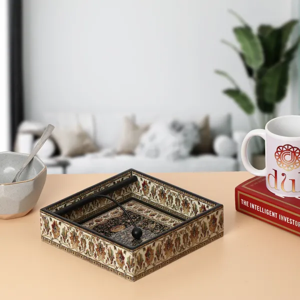 Wooden_Printed_Enamel_Coated_Tissues_and_Trending_Napkin_Holder_for_Home_Office_or_Dining_Table__(19x19_cm)