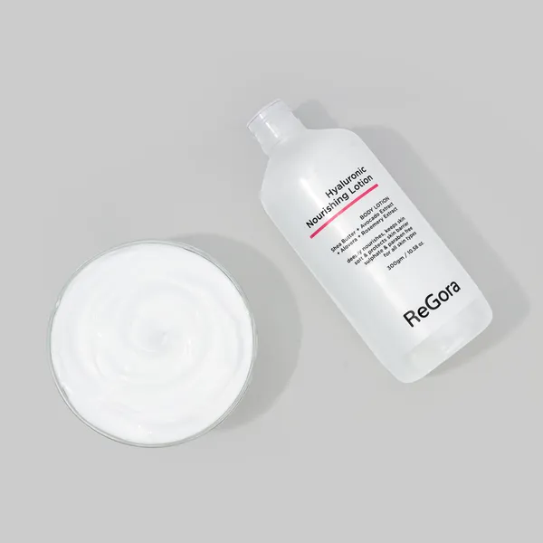 Brighten_&_Hydrate_With_Vitamin-C_&_Hyaluronic_Acid_Serum_(30_Ml)