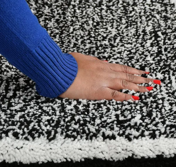 MAA_HOME_CONCEPT_Microfiber_Bathroom_Door_Mat,_Border_White,_Non-Slip_Backing,_Super_Absorbent_(Black,_40x60_cm)