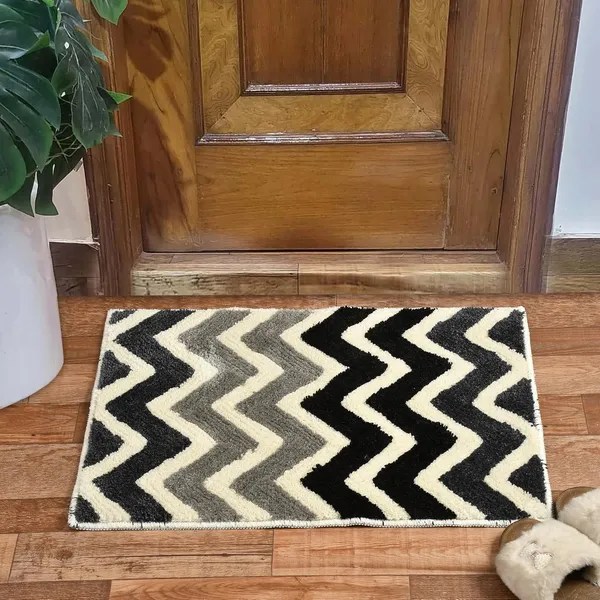 MAA_HOME_CONCEPT_Microfiber_Floor_Mat,_Floor_Mat_for_Bathroom,_Floor_Mat_for_Kitchen,_Anti-Slip_Mat,_Microfiber_Rectangular_Mat_(Zig_ZAG_Black)