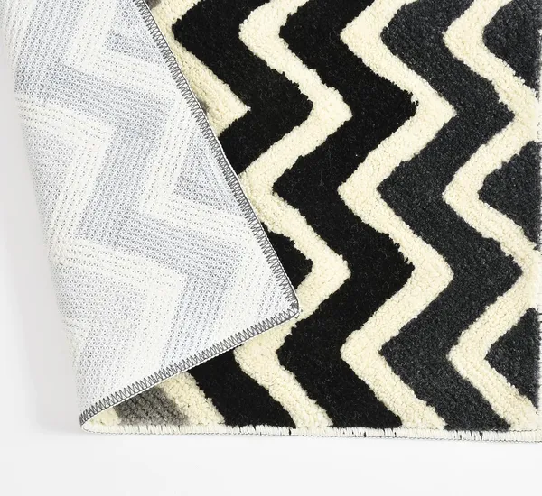 MAA_HOME_CONCEPT_Microfiber_Floor_Mat,_Floor_Mat_for_Bathroom,_Floor_Mat_for_Kitchen,_Anti-Slip_Mat,_Microfiber_Rectangular_Mat_(Zig_ZAG_Black)