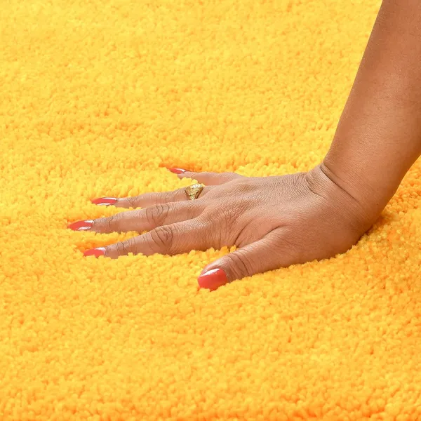MAA_HOME_CONCEPT_Microfiber_Bath_Mat_Super_Absorbent/Anti-Skid_Mats_for_Bathroom/Bedroom/Door_Mat/Kitchen/Floor_Mat_(Yellow,_40X60)