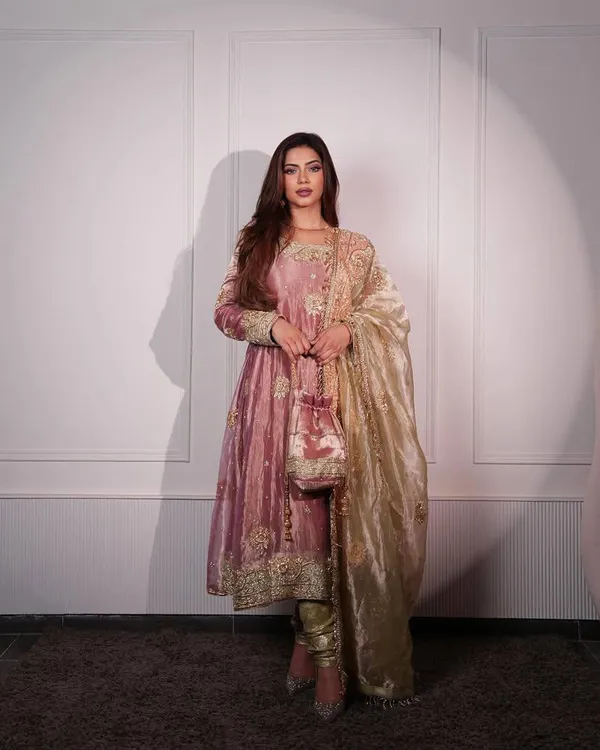 Dusty_Rose_Anarkali_Gown_with_Golden_Embroidered_Velvet_Dupatta