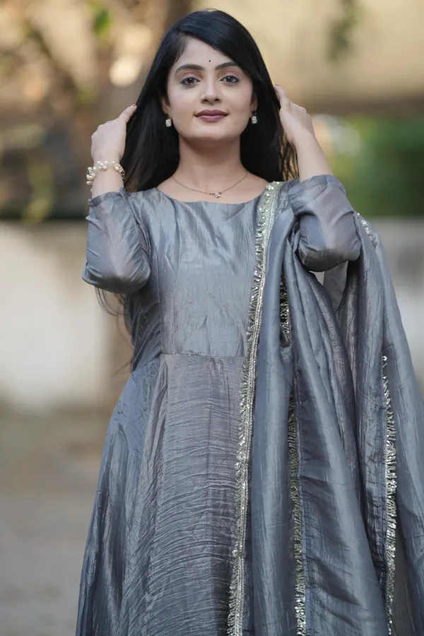 Grey_Flowy_Gown_For_All_Occasion_With_Gold_Crush_Fabric_Gray_Colour_Very_Popura_Design_For_Women
