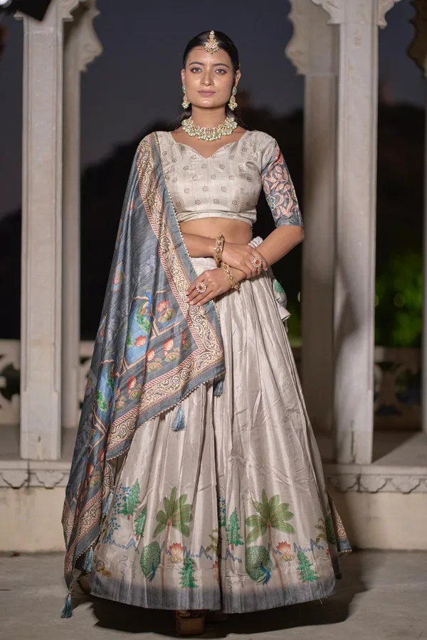 Floral_New_Designer_Kalamkari_Printed_Lehenga_Choli_Dupatta_Set_With_Pure_Manipuri_Silk_Fabric_For_Women