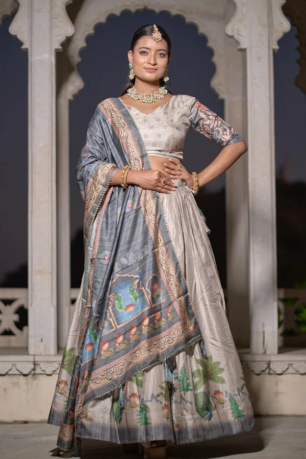 Floral_New_Designer_Kalamkari_Printed_Lehenga_Choli_Dupatta_Set_With_Pure_Manipuri_Silk_Fabric_For_Women