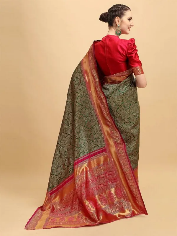 Multicolor_Saree_With_Soft_Lichi_Silk_Fabric_With_Jacquard_Work_For_Women