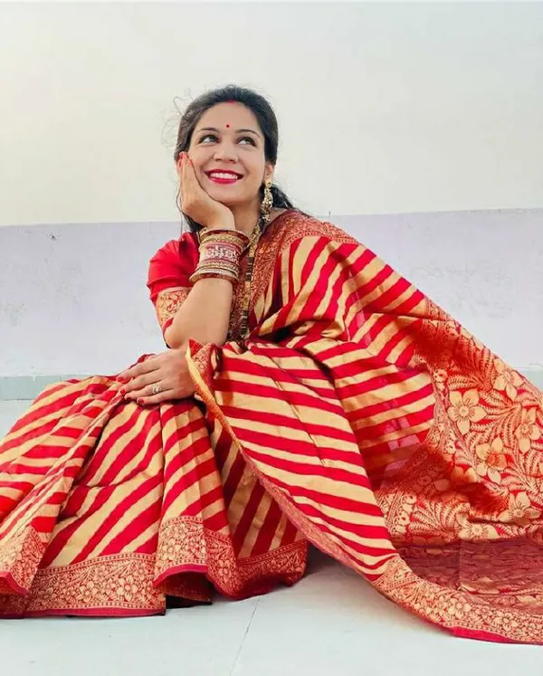 Multicolor_Saree_With_Soft_Lichi_Silk_Fabric_With_Jacquard_Work_For_Women