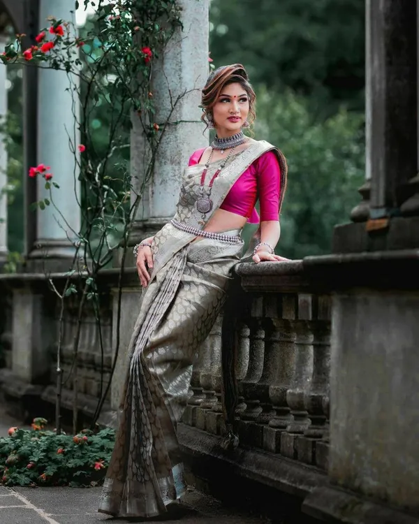 Multicolor_Saree_With_Soft_Lichi_Silk_Fabric_With_Jacquard_Work_For_Women