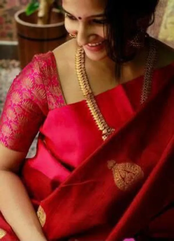 Multicolor_Saree_With_Soft_Lichi_Silk_Fabric_With_Jacquard_Work_For_Women