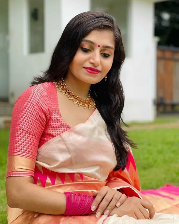 Pink_Saree_With_Soft_Lichi_Silk_Fabric_With_Jacquard_Work_For_Women