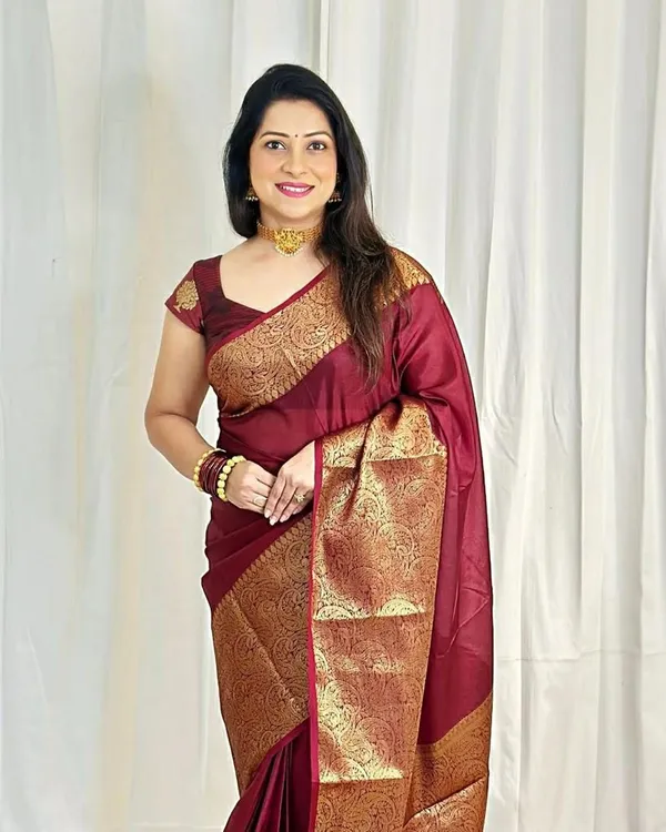 Maroon_Saree_With_Soft_Lichi_Silk_Fabric_With_Jacquard_Work_Kp-3042_-_Kp-3042-_For_Women