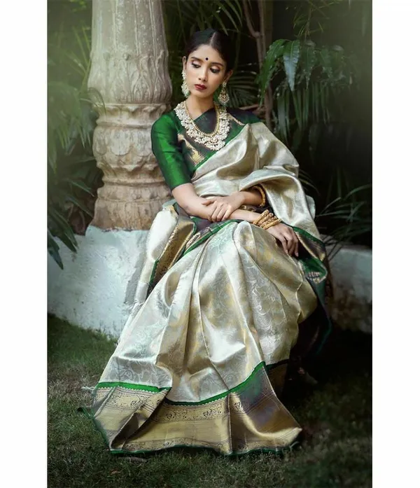 Multicolor_Saree_With_Soft_Lichi_Silk_Fabric_With_Jacquard_Work_For_Women
