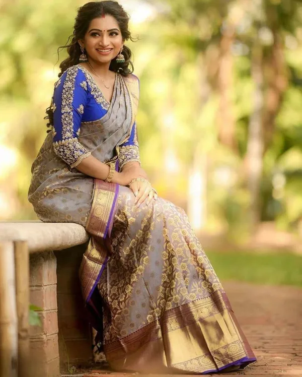 Multicolor_Saree_With_Soft_Lichi_Silk_Fabric_With_Jacquard_Work_For_Women