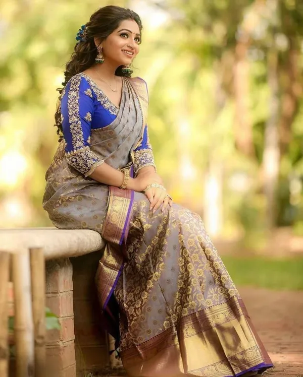 Multicolor_Saree_With_Soft_Lichi_Silk_Fabric_With_Jacquard_Work_For_Women