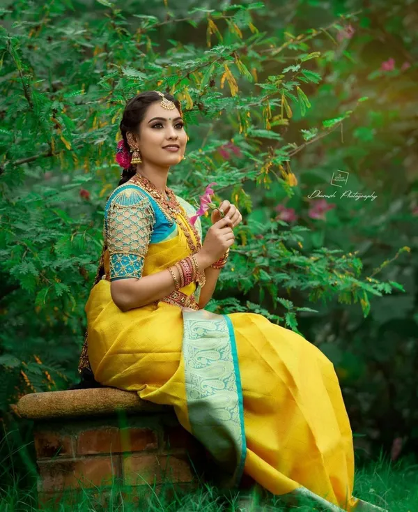 Multicolor_Saree_With_Soft_Lichi_Silk_Fabric_With_Jacquard_Work_For_Women