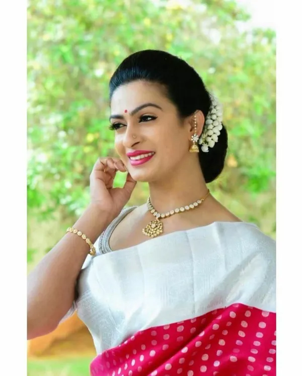 Multicolor_Saree_With_Soft_Lichi_Silk_Fabric_With_Jacquard_Work_For_Women