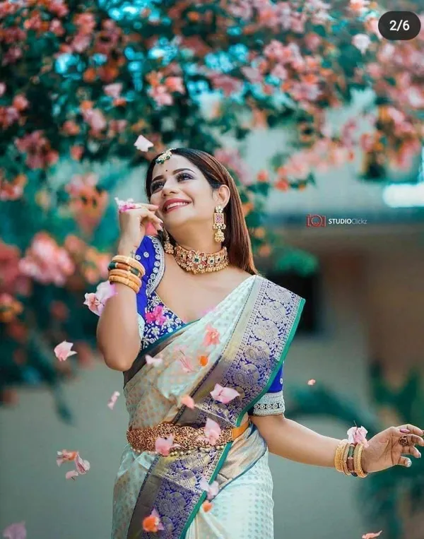 Multicolor_Saree_With_Soft_Lichi_Silk_Fabric_With_Jacquard_Work_For_Women
