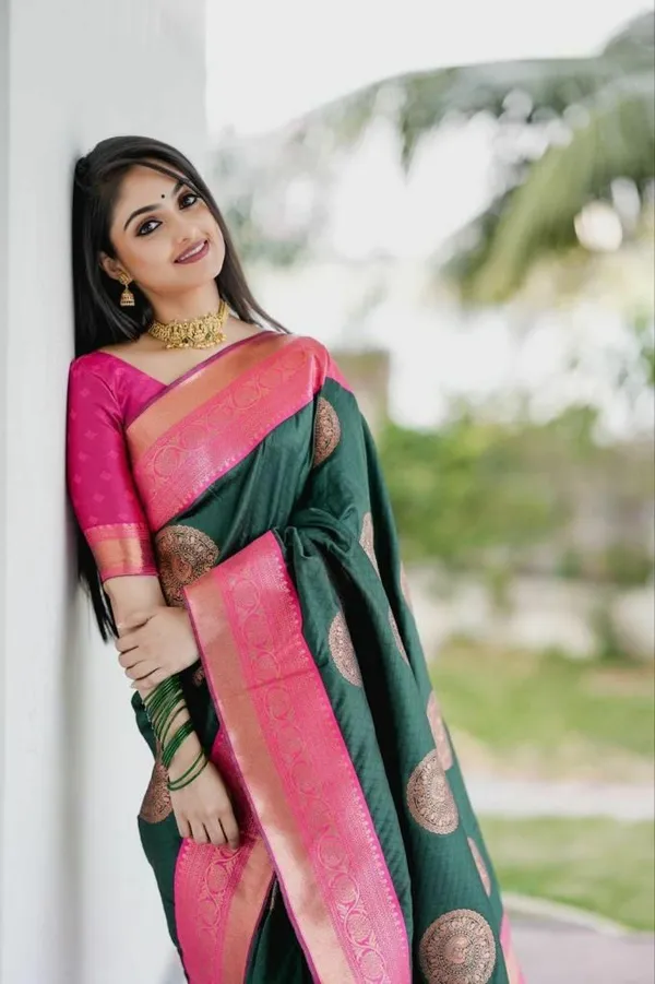 Multicolor_Saree_With_Soft_Lichi_Silk_Fabric_With_Jacquard_Work_For_Women