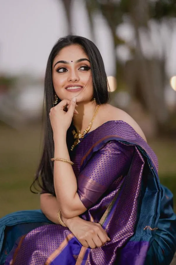 Purple_Saree_With_Soft_Lichi_Silk_Fabric_With_Jacquard_Work_With_For_Women
