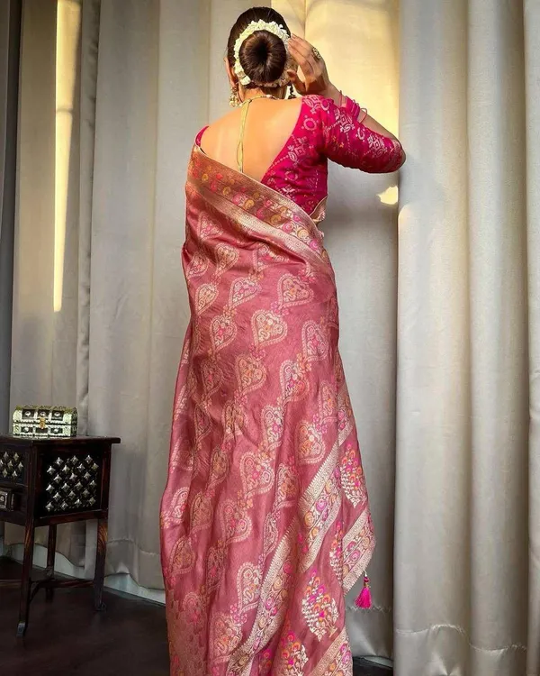 Maroon_Saree_With_Soft_Lichi_Silk_Fabric_With_Jacquard_Work_With_For_Women