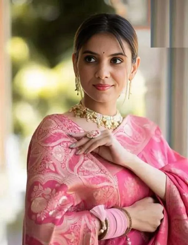 Pink_Saree_With_Soft_Lichi_Silk_Fabric_With_Jacquard_Work_With_For_Women