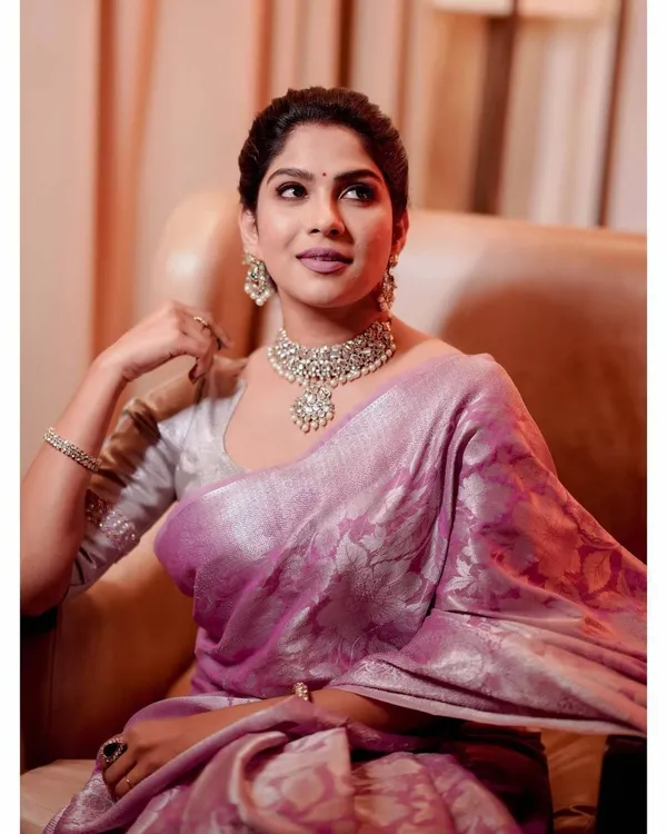Lavender_Soft_Banarasi_Silk_Saree_With_Silver_Zari_Work_For_Women
