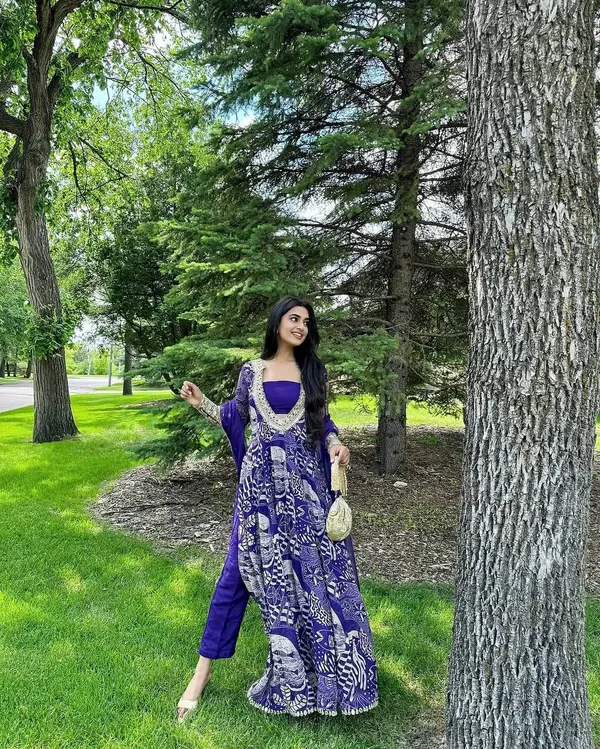 Majestic_Violet_Handblock_Anarkali_Ensemble