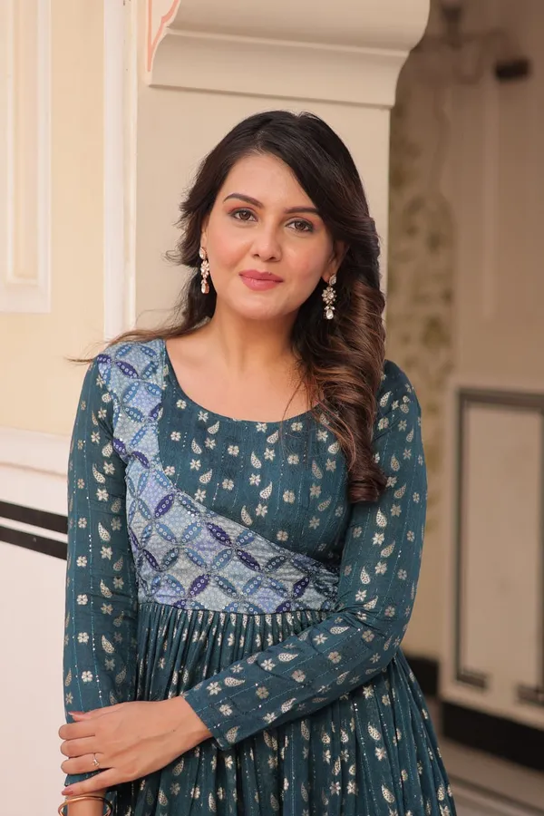 Midnight_Bloom_Anarkali_Gown