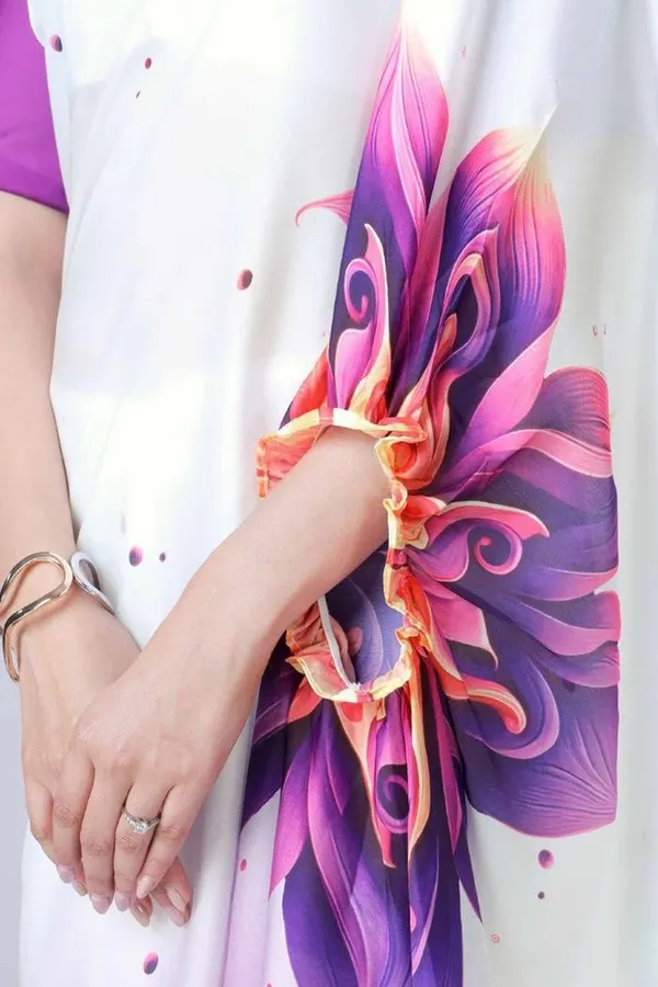 Purple_Ready_To_Wear_Free-H_Satin_Saree_According_To_Modern_Trends_With_Colour_For_Women