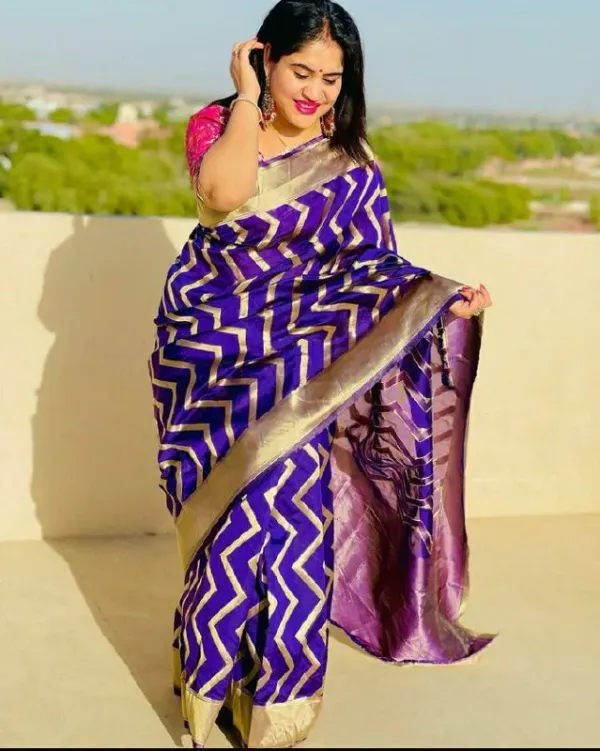 Royal_Blue_Saree_With_Soft_Lichi_Silk_Fabric_With_Jacquard_Work_For_Women
