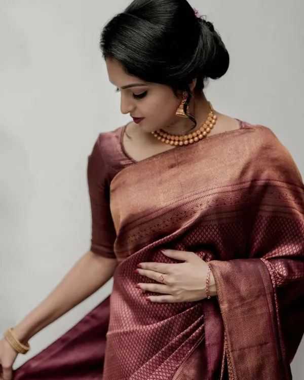 Brown_Saree_With_Soft_Lichi_Silk_Fabric_With_Jacquard_Work_With_For_Women