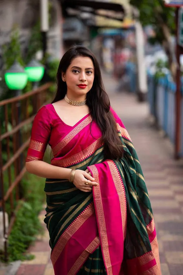 Pink_Saree_With_Soft_Lichi_Silk_Fabric_With_Jacquard_Work_With_For_Women