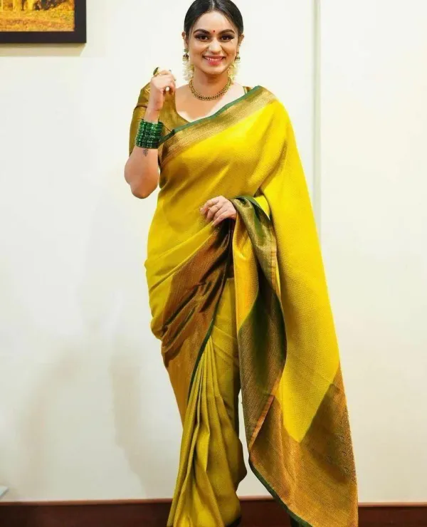 Yellow_Saree_With_Soft_Lichi_Silk_Fabric_With_Jacquard_Work_For_Women