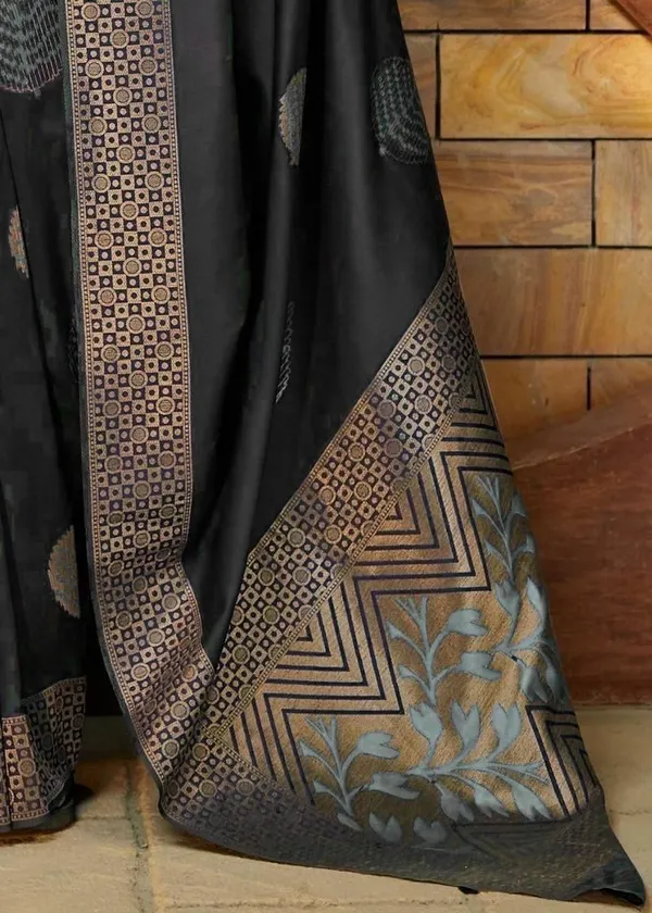Black_Saree_With_Soft_Lichi_Silk_Fabric_With_Jacquard_Work_For_Women