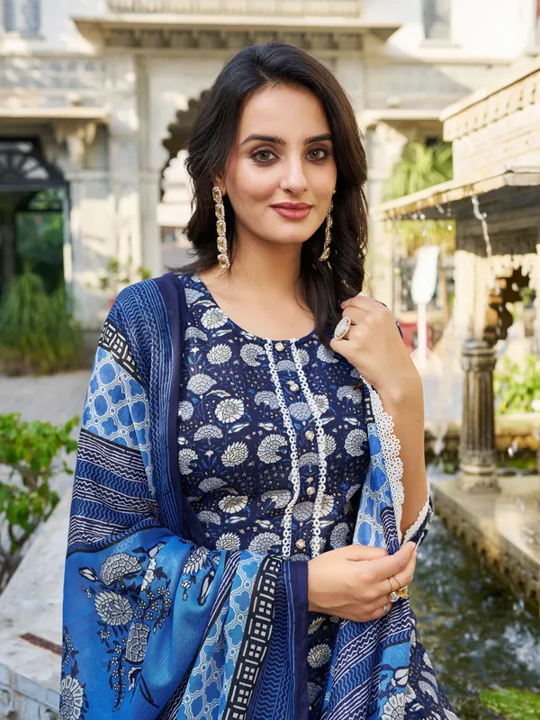Navy_Blue_Cotton_Blend_Straight_Calf_Length_Round_Neck_Kurta_Sets_For_Women