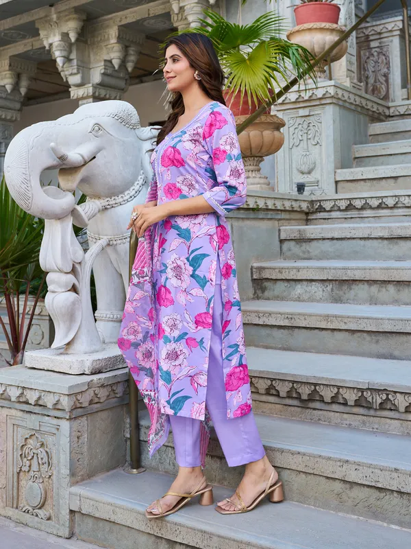 Purple_Cotton_Blend_Straight_Calf_Length_Round_Neck_Kurta_Sets_For_Women