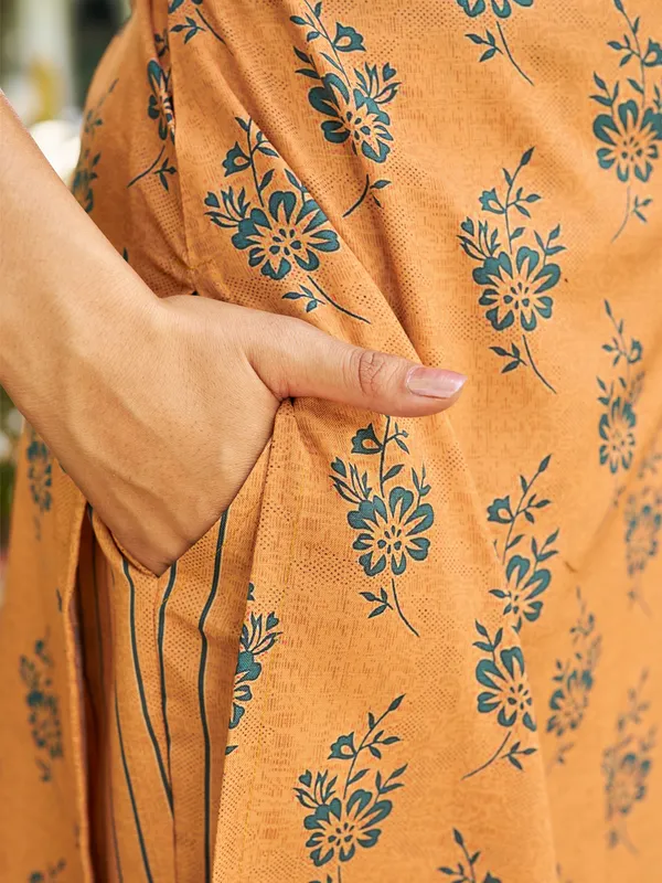 Mustard_Cotton_Blend_Straight_Calf_Length_Keyhole_Neck_Kurta_Sets_For_Women