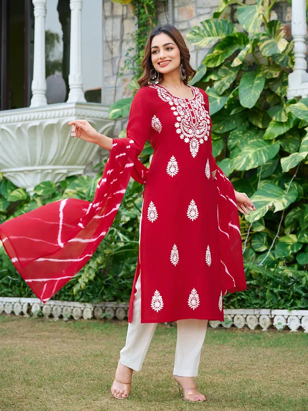 Red_Silk_Blend_Straight_Calf_Length_Round_Neck_Kurta_Sets_For_Women