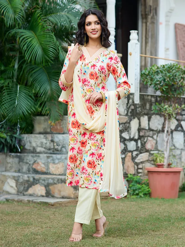 Cream_Silk_Blend_Straight_Calf_Length_V-Neck_Kurta_Sets_For_Women