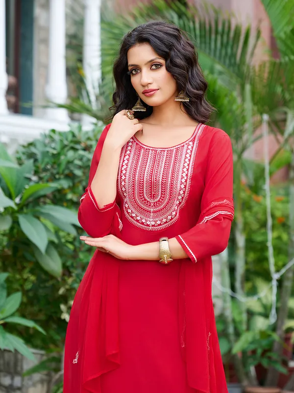 Red_Silk_Blend_Straight_Calf_Length_Round_Neck_Kurta_Sets_For_Women